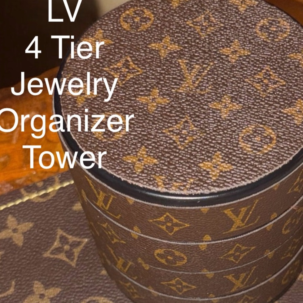 LV Brown monogram 4 tier stack jewelry organizer & mirror - Picture 5 of 5